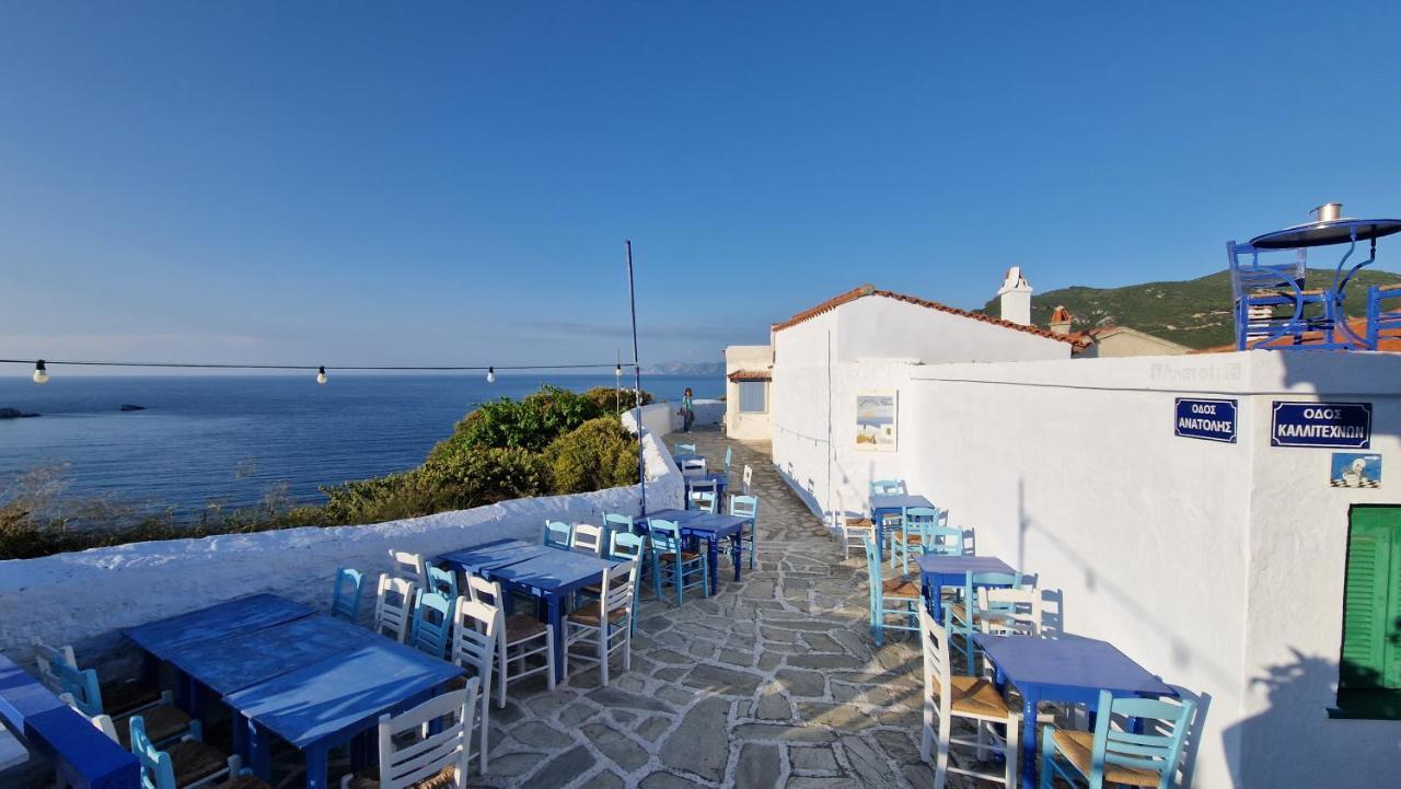 Peppermint Bay Villa Skopelos Town Exterior photo