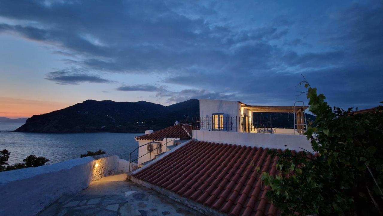 Peppermint Bay Villa Skopelos Town Exterior photo