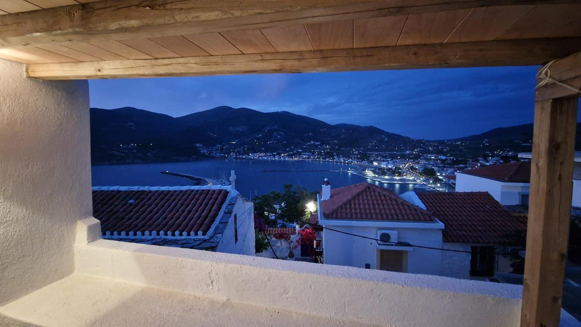 Peppermint Bay Villa Skopelos Town Exterior photo