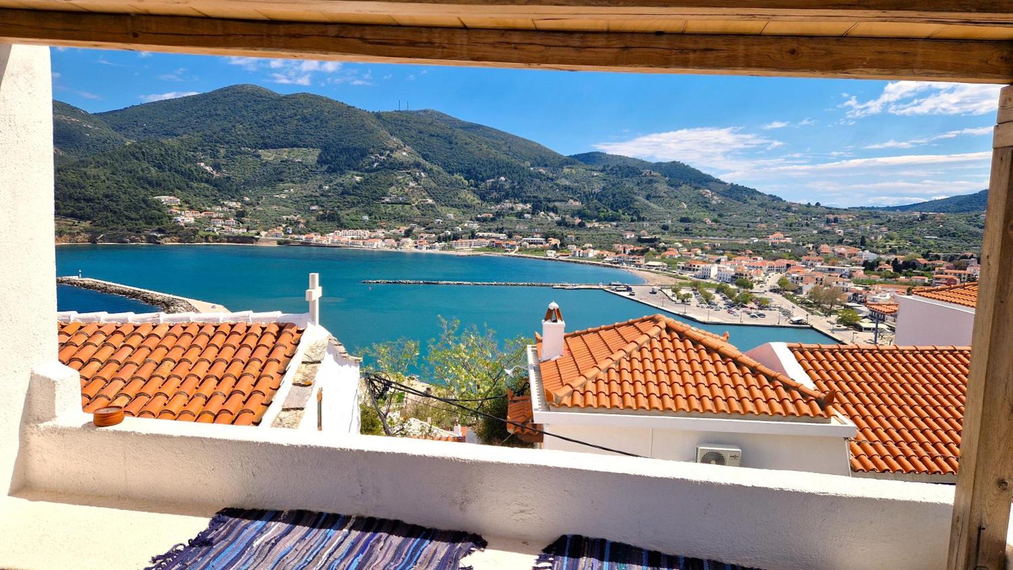Peppermint Bay Villa Skopelos Town Exterior photo