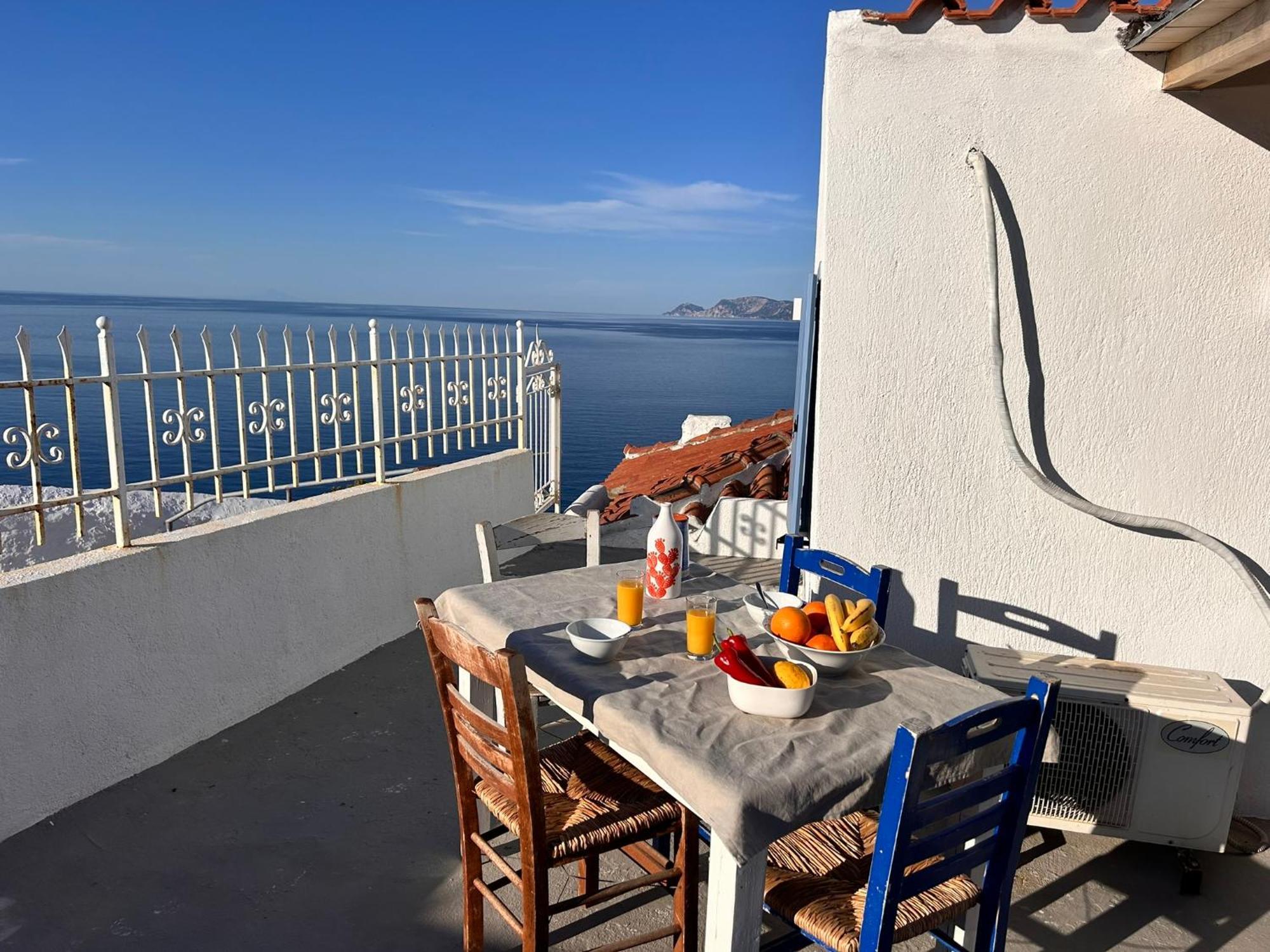 Peppermint Bay Villa Skopelos Town Exterior photo